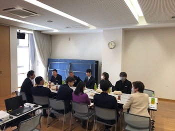 昼食会の様子