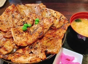 ぶたや　豚丼