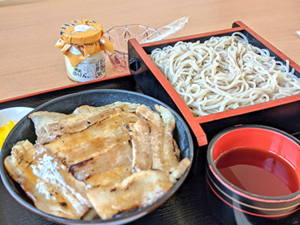 わらやセットメニュー