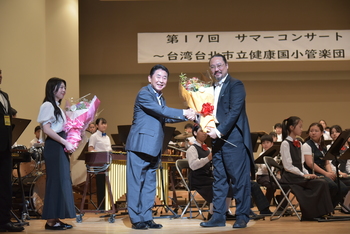 池田市長と蔡指揮者