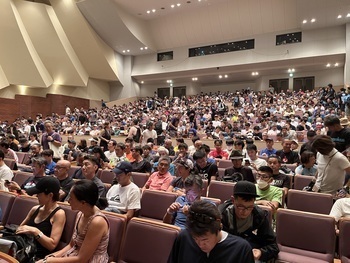 選手説明会の会場の様子