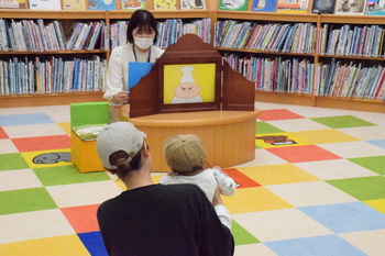 おはなし会の様子