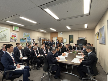 国土交通省柿崎北海道局長との面談の様子