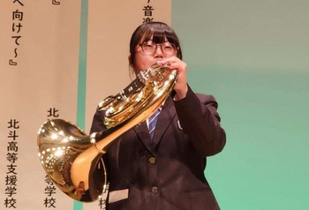 上磯中学校写真