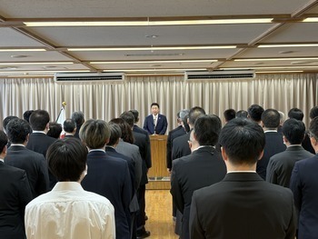 訓示を述べる池田市長2