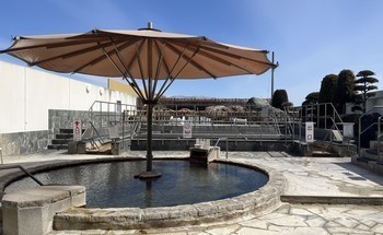 しんわの湯　露天風呂