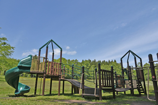 公園内の遊具その1