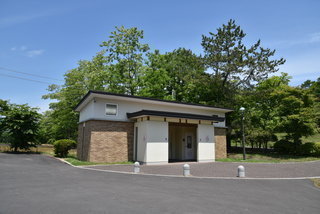 公園のトイレ