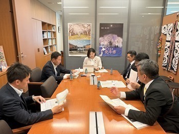向山総務政務官とJAとの面談