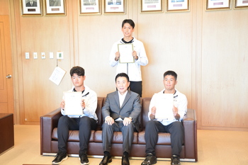 選手との記念撮影