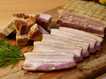 「お肉と塩だけ」無添加BIOベーコン