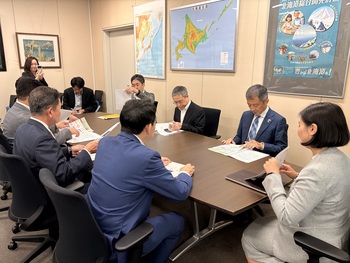 富山国土交通省北海道局長との意見交換