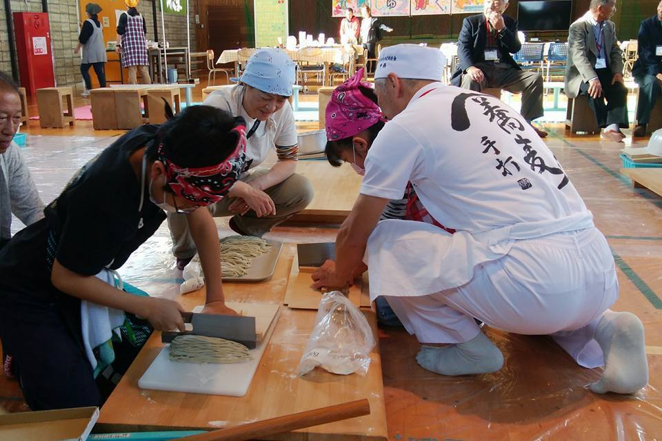 沖川小学校そば収穫祭4